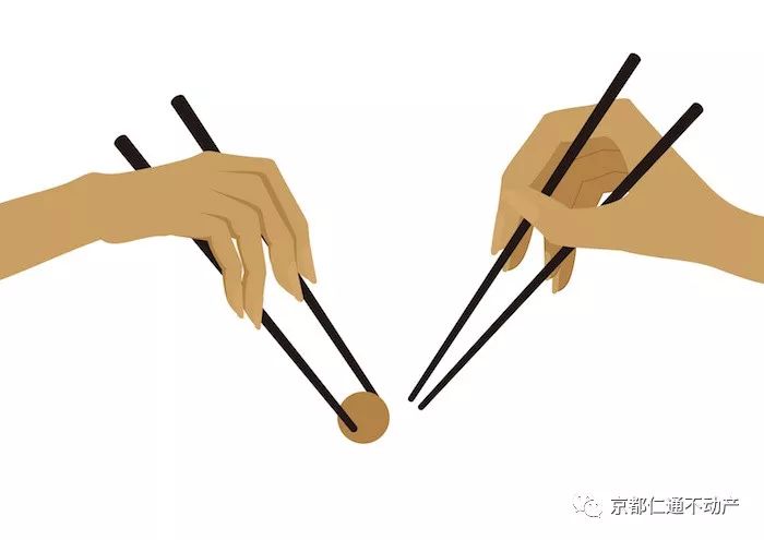 你了解多少在日本的使用筷礼仪?出发旅游前先来看看有哪些是不能做的!