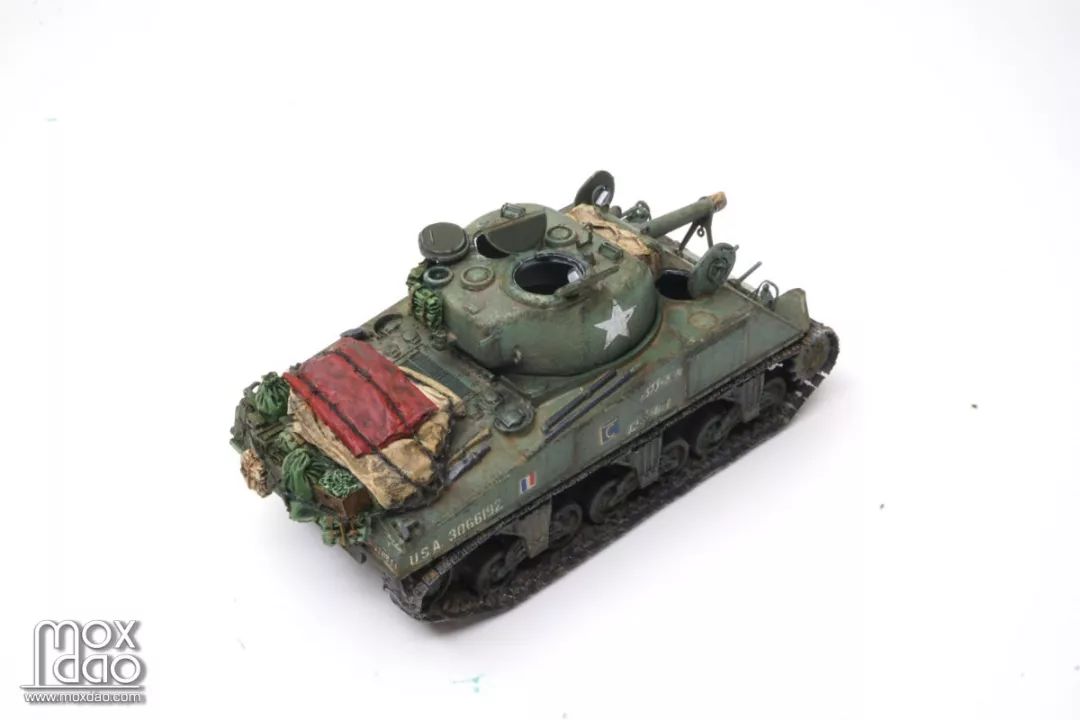 法兰西龙骑m4a2sherman105mm172模型作品