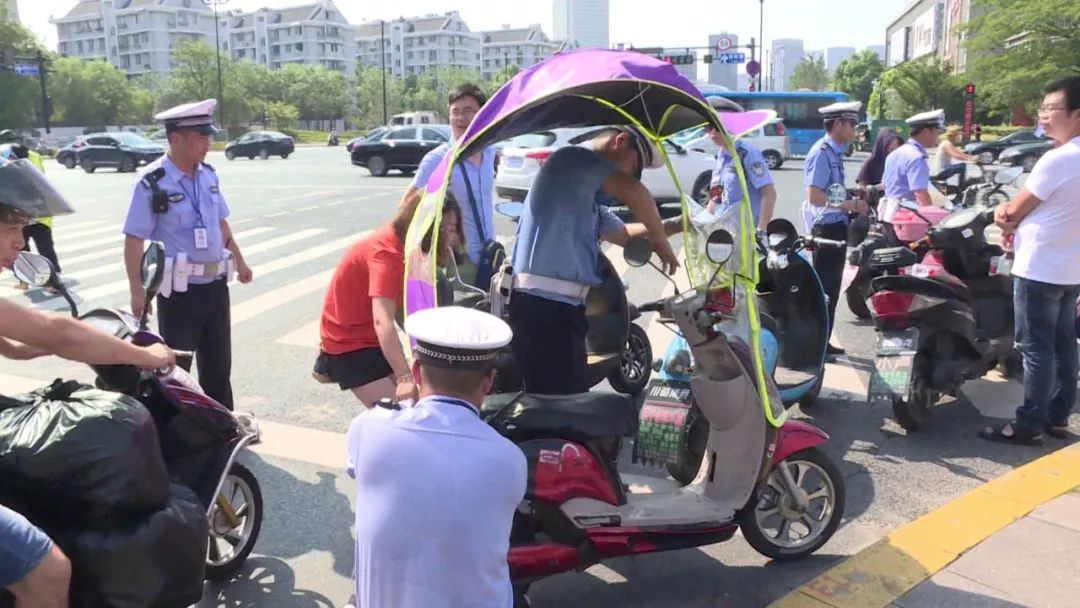 余杭交警全面开展二轮电动车违法行为整治!