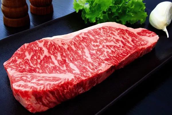 韩国庆尚大学研究结果:韩牛的油酸含量比其他牛肉高10%