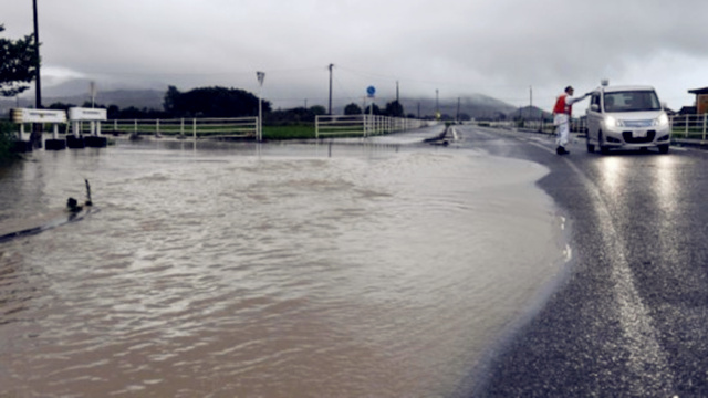 日本暴雨致死人数继续上升 安倍大雨时大宴宾客遭批