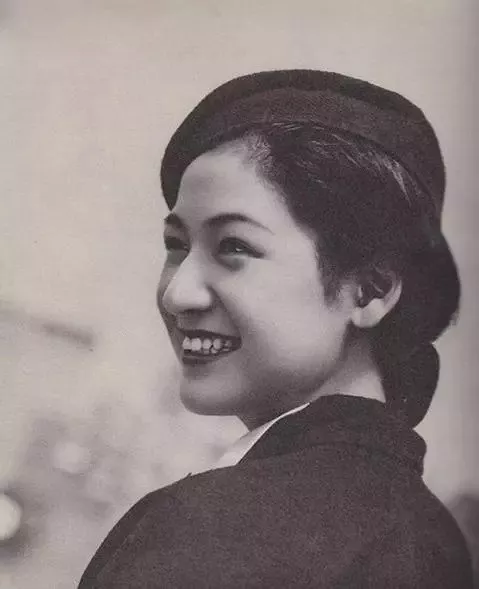 小津的御用,日本电影中女性代表, 原节子.