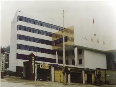 在市委市政府和上级检察机关的合力支持下,1992年10月,市委常委会同意