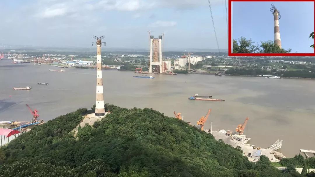 【视频】镇江新区五峰山长江边一声巨响,五峰山跨江电塔没了!