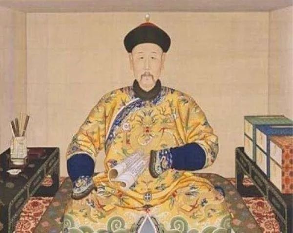 图为雍正皇帝画像
