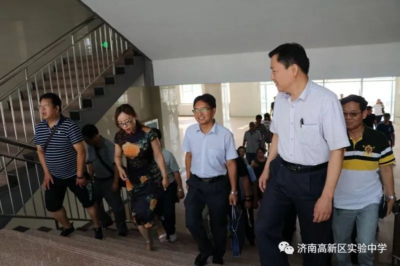 来学习新高考改革,学习高一鸣校长三自教育育人理念,来济南之前已经去