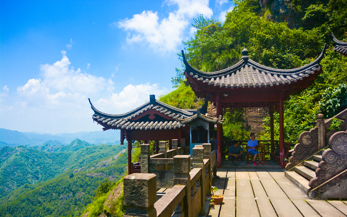 杭州境内，竟有一座江南第一悬空寺，比山西悬空寺落差高360米-pp电子app下载(图9)