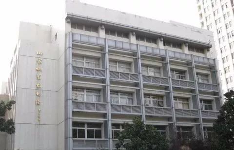 南京师范大学田家炳教育书院东南大学田家炳楼2005年5月,田家炳先生