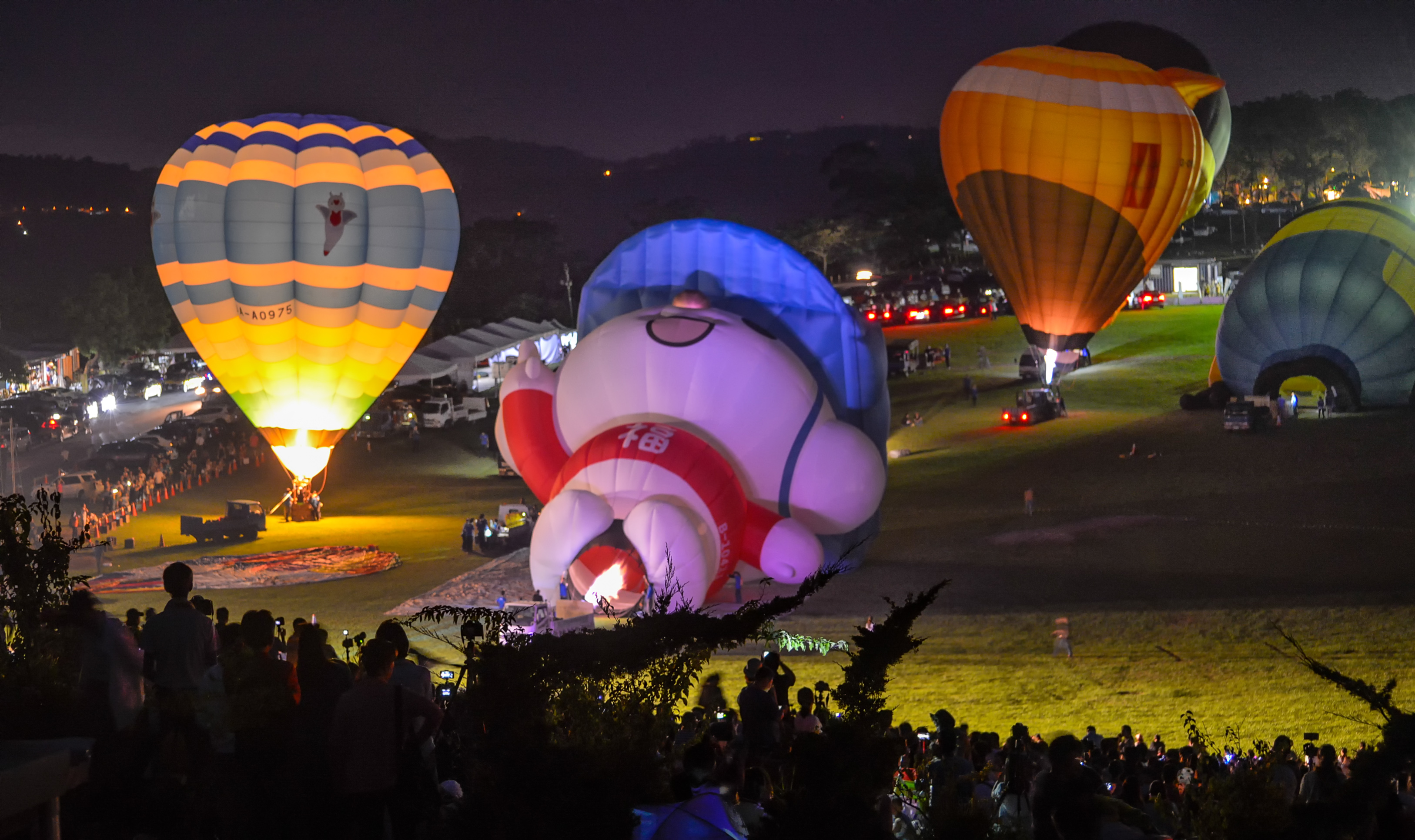 胡志明市举办热气球节庆祝9.2国庆节