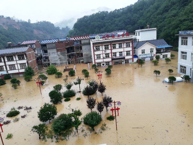 陕西省宁强县普降大到暴雨,其中青木川,广坪,燕子砭,安乐河4个镇超过