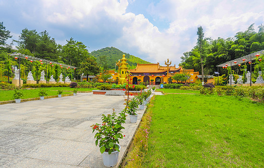 这座寺庙历史可追朔到 1000年前,堪称宣城佛教寺庙之