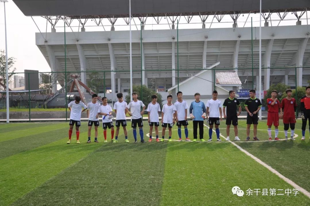 2018年上饶市中小学校园足球赛球讯