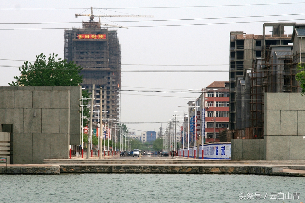 河南永城雪枫路10年景致一瞥,能看出来旧貌新颜吗?可有您的家?