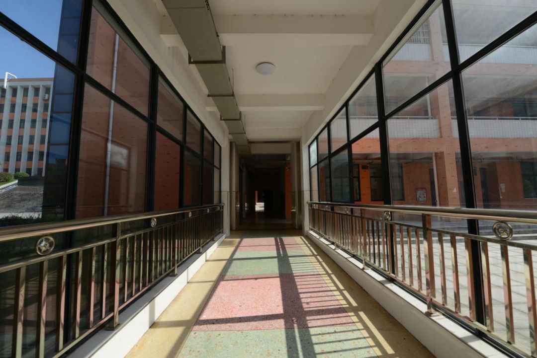 教学楼连廊