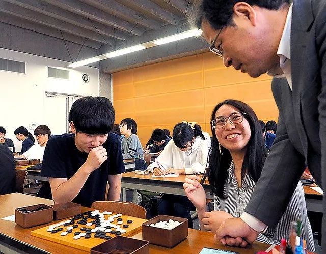 日本围棋人口_...7年7月第二届日本围棋大会暨大阪围棋夏令营(3)