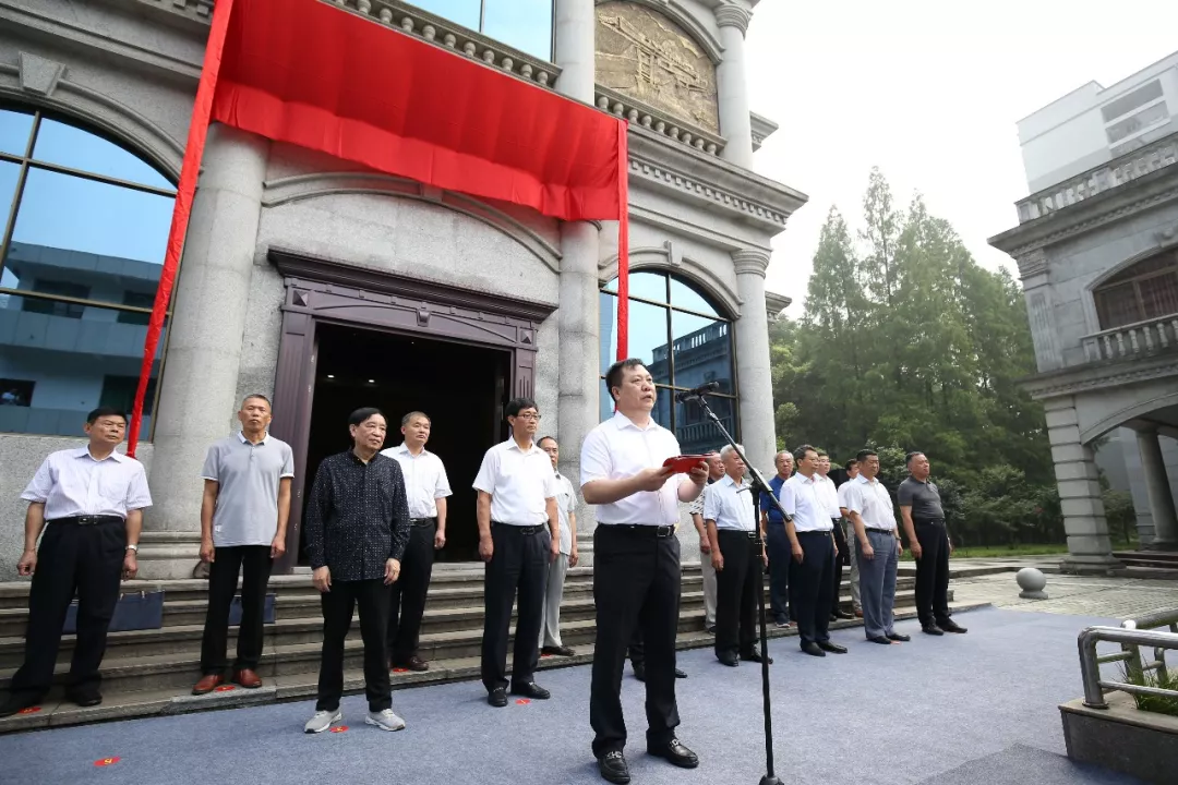 中铁十一局三公司"铺架劲旅"文化展馆揭牌