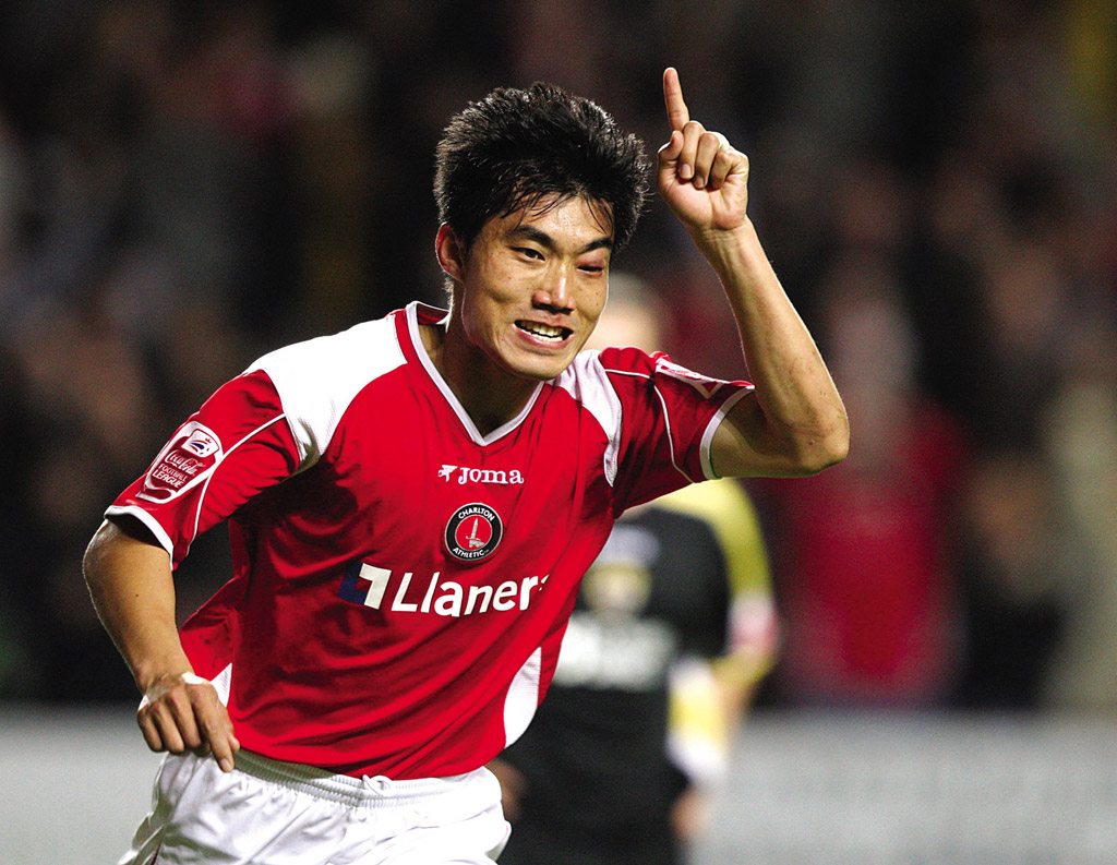 时光飞逝！十年前的今天，郑智当选为2013年度亚洲足球先生-直播吧