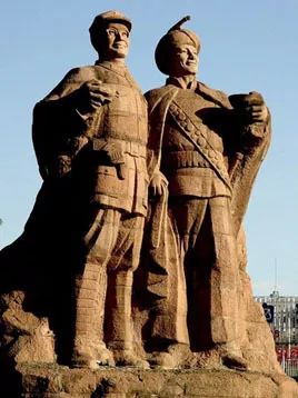 100位为新中国成立作出突出贡献的英雄模范人物三与红军彝海结盟小叶