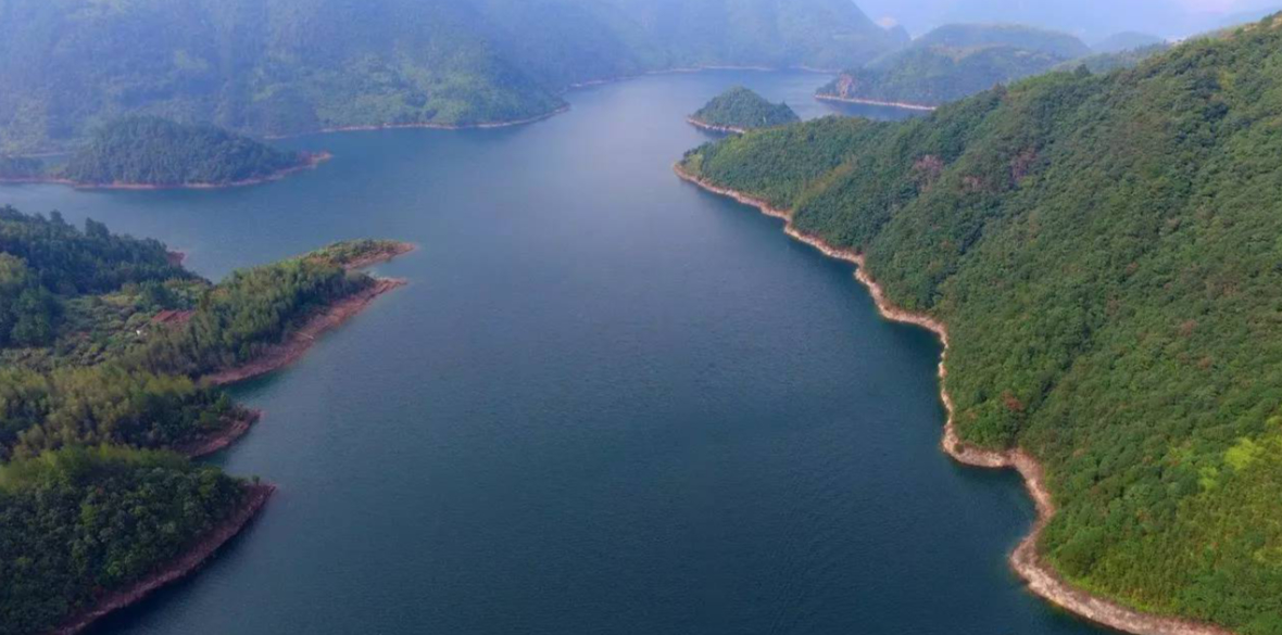 浙闽赣三省交界处，藏着一个江山如画的美景地：雷火电竞官方网站(图4)