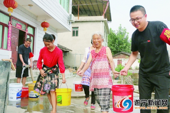 射洪市金华镇高桥村人口_射洪金华镇高桥村罗琼(2)