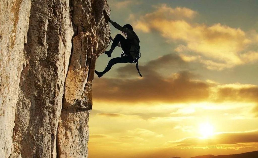 人生是一场攀岩,有一句话说得好:"身体是革命的本钱.
