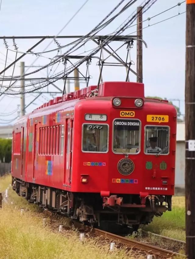 旅行 日本最萌的主题电车 草莓 玩具 猫咪站长 还有好吃的电车便当 雪花新闻