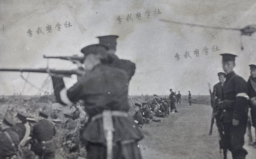 1911年10月:外国记者镜头下的辛亥革命 武汉革命军行军,作战,生活影像