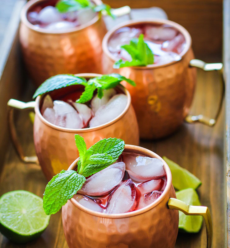 草莓莫斯科骡子鸡尾酒(moscow mule),买瓶伏特加在家就能调,好喝又