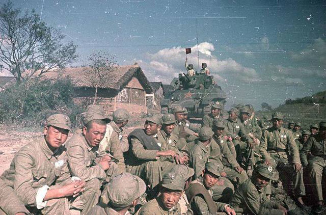 1948年的人民解放军罕见彩色照片