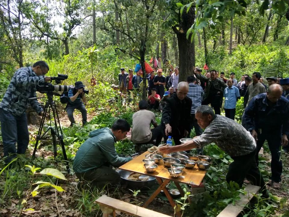 抵达云上的村落,丘北"石别三月三"7月18日晚云南卫视