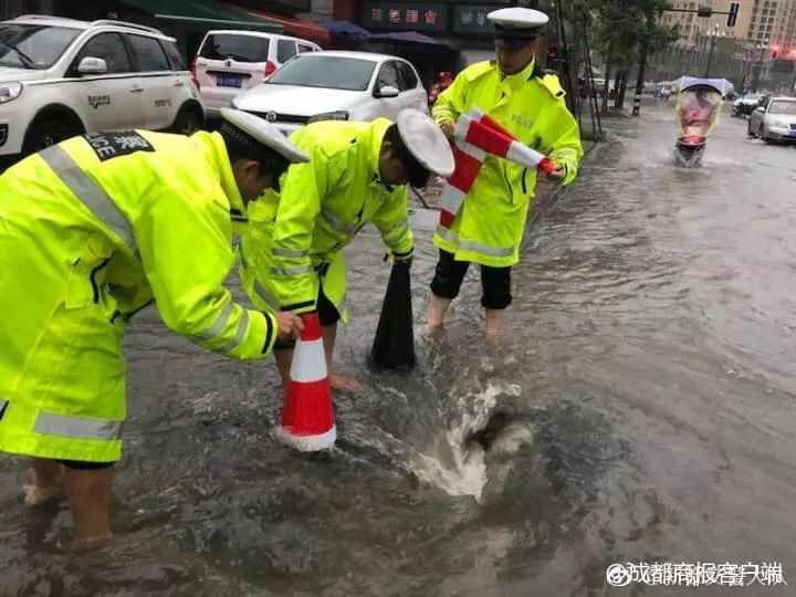 被你們娛樂的暴雨，其實隱藏著致命的危險！內含雨天出行指南 科技 第3張