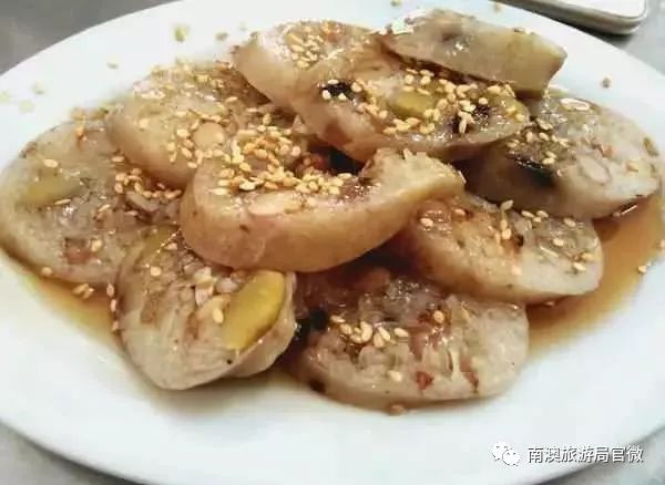 猪肠胀糯米即糯米香肠,潮汕有名小吃.