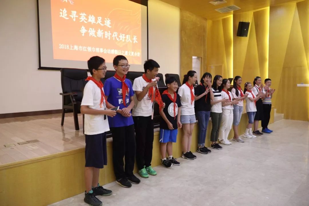 邀请国防大学政治学院的陆旸副教授,来为大家讲述发生在遵义的长征