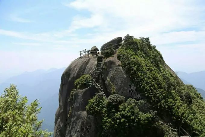 登"华南之巅",华南第一峰——猫儿山