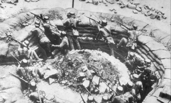 上海保衛戰期間的中國士兵 歷史 第1張