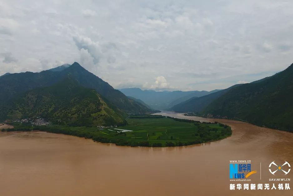 "大江奔流—来自长江经济带的报道"主题采访活动在云南丽江启动