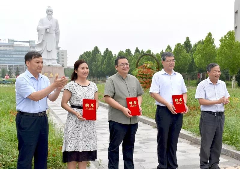 扁圣新苗茁泉城山东中医药大学精品研学夏令营圆满结业