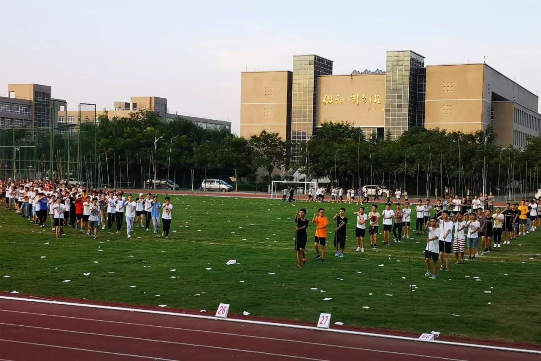 【激情省运 逐梦咸阳】咸阳市千余名大学生加紧排练