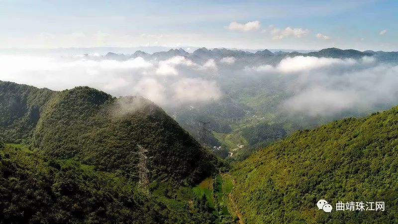 十八连山镇驻地雨汪村位于富源县城南部,距离县城132