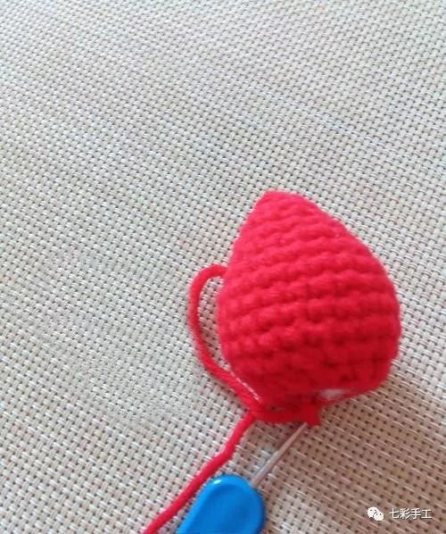 水果系列可爱小草莓钩针编织教程做儿童包带装饰很不错