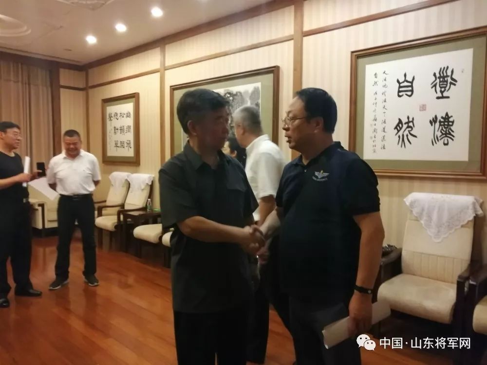 中国山东将军网一行赴京参加刘振华上将追悼会