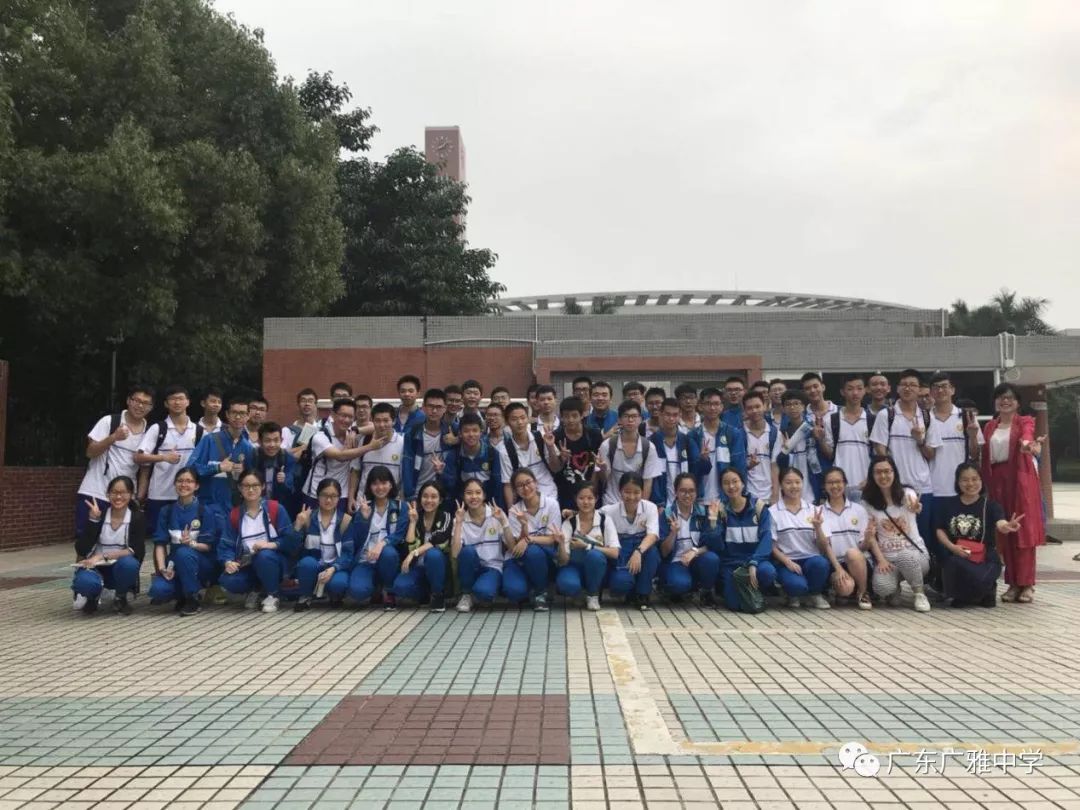 在2018年广东省高中学生化学竞赛中,我校参赛同学表现优异,共有19人