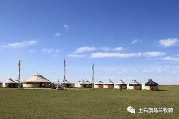 包头市白云鄂博第十三届奇石旅游文化节盛大开幕,土右旗乌兰牧骑演员