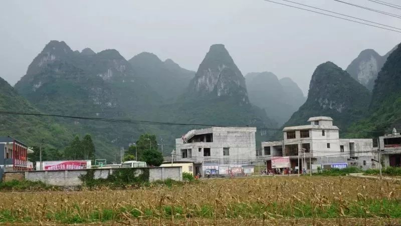 三下乡第四站南宁市马山县百龙滩镇龙昌村