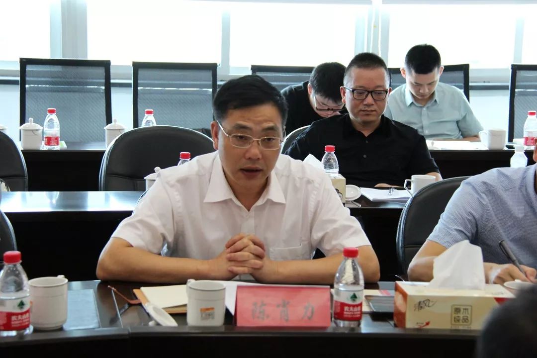 陈肖力局长总结了前阶段贸易摩擦战对台州制造业带来的影响及政府所