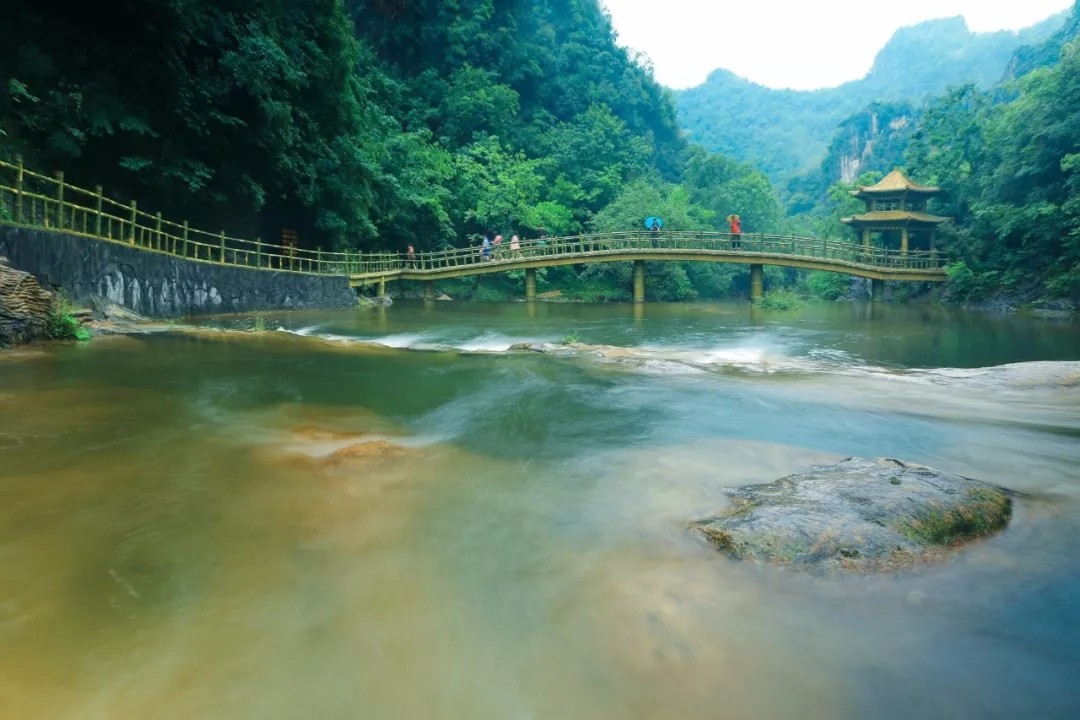 夏日的龙潭河平均气温在22-24度之间,气候宜人.