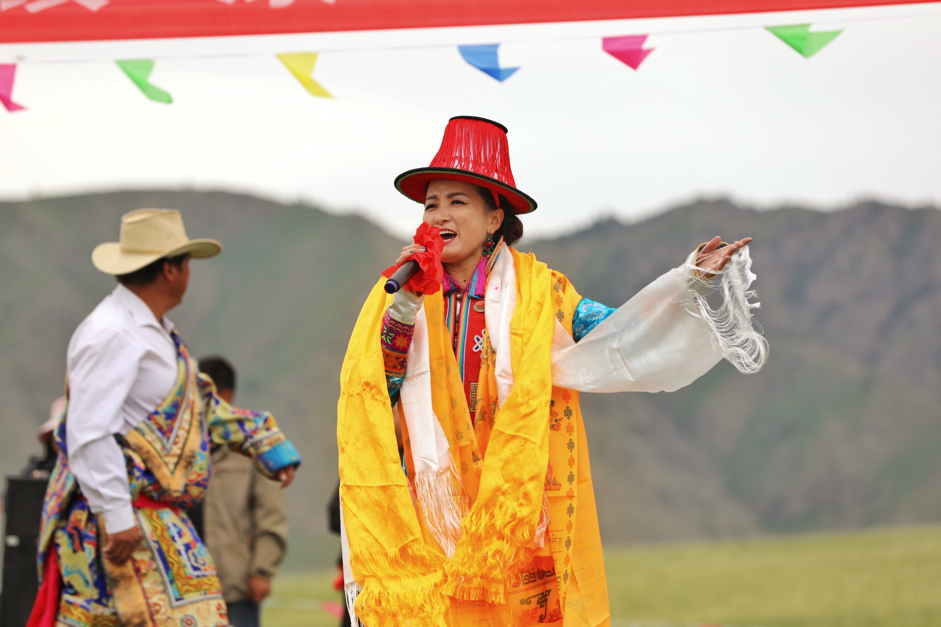 “ag九游会”夏天来甘肃肃南避暑旅行，随时都会遇到牧民的节庆活动(图7)