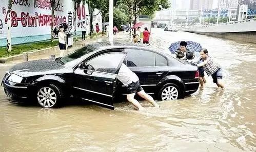 【用車貼士】夏日暴雨，你的愛車到底能過多深的水？涉水了怎麼辦？ 汽車 第6張