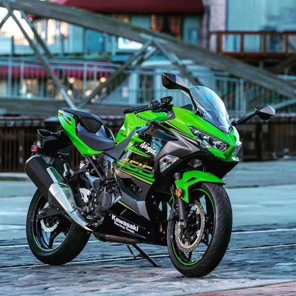 绿色军团新成员川崎ninja400来了你买单不