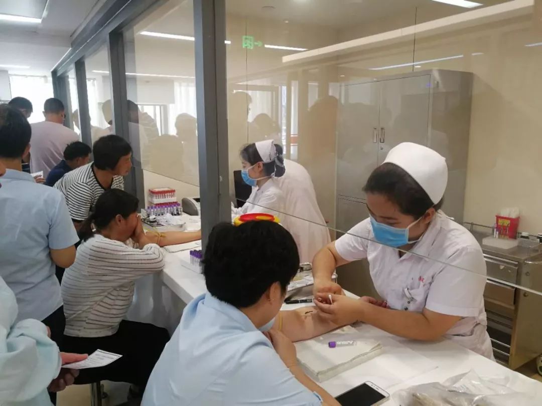 河南省人民医院感染科:世界肝炎日,我们携手同行!